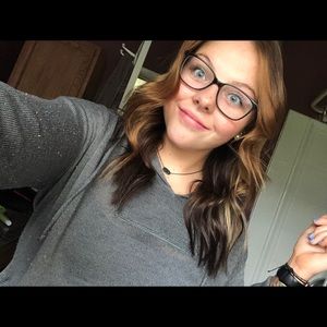 Meet your Posher, Stacie